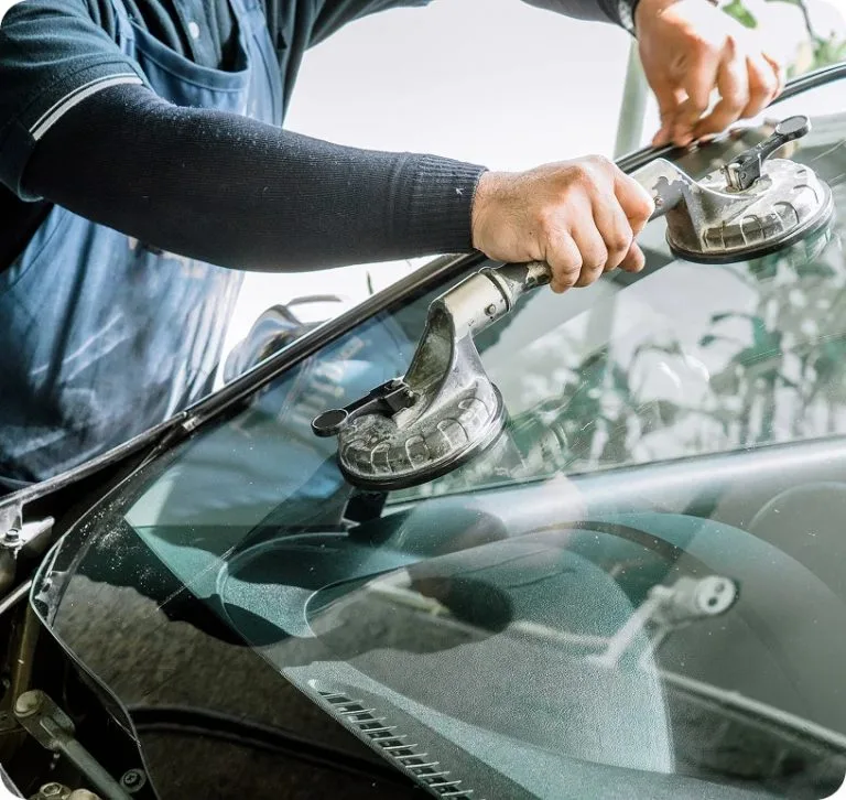 Mobile auto glass repair